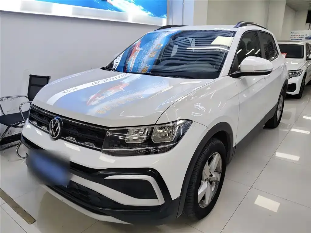 Volkswagen T-Cross — фото 1