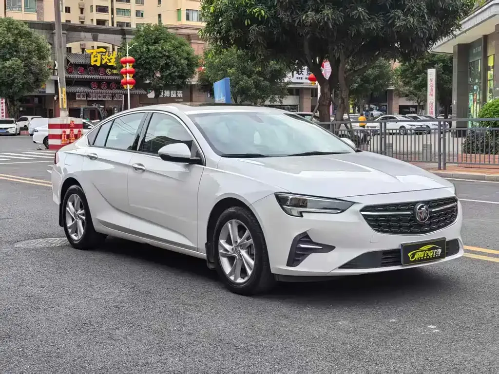 Buick Regal — фото 10