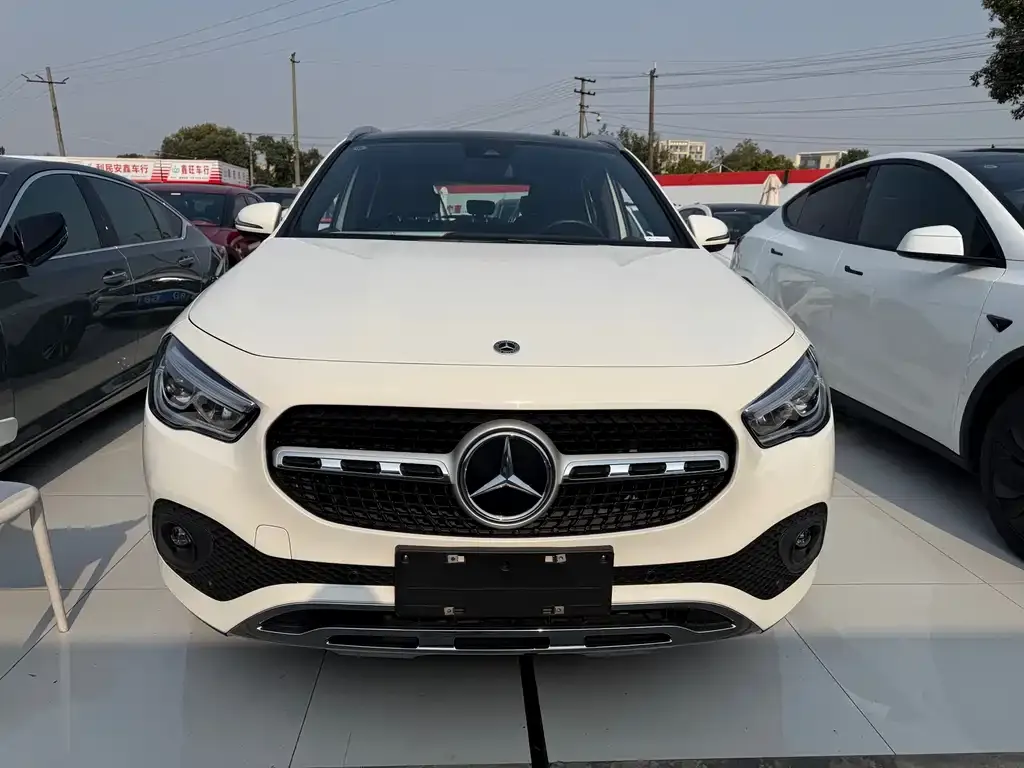 Mercedes-Benz GLA — фото 4