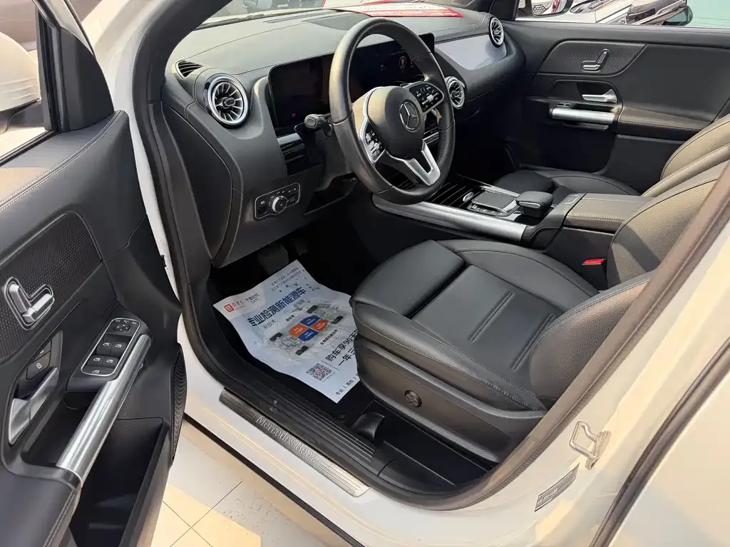 Mercedes-Benz GLA — фото 7
