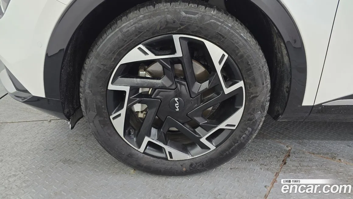 Kia Sportage — фото 10