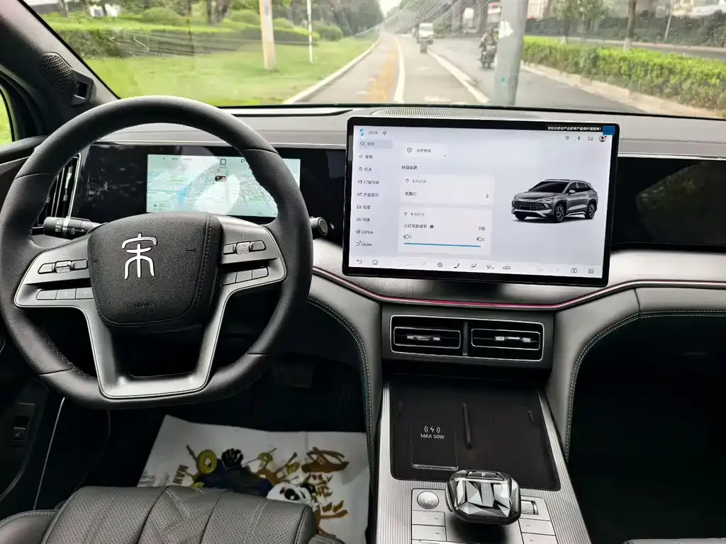 BYD L DM-i — фото 7