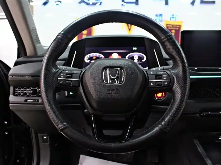 Honda Accord — фото 4