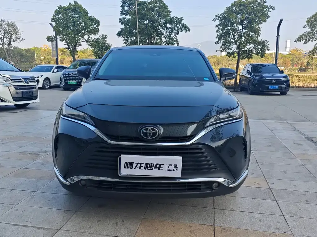Toyota Harrier — фото 4