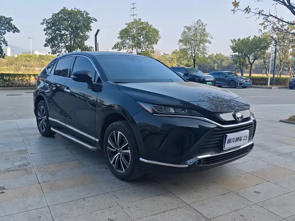 Toyota Harrier — фото 9