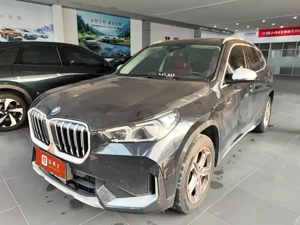 BMW X1 — фото 1