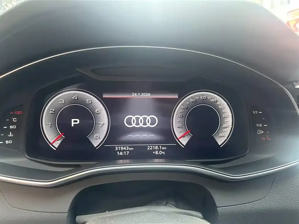 Audi A7L — фото 6