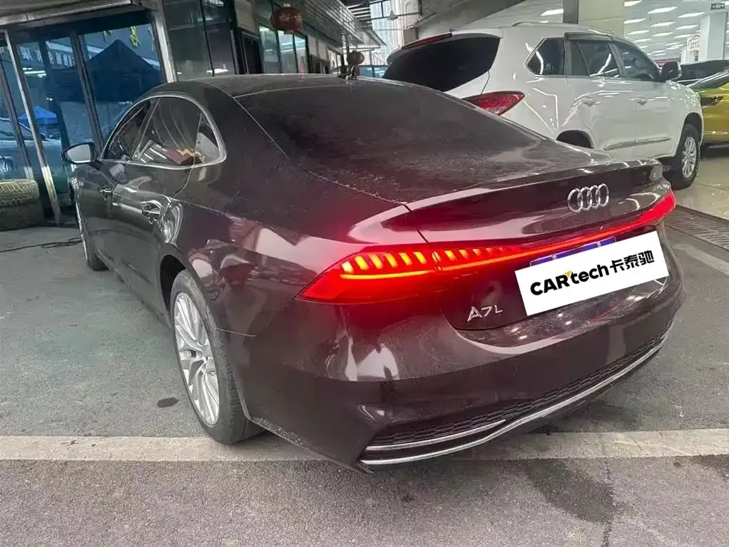 Audi A7L — фото 5