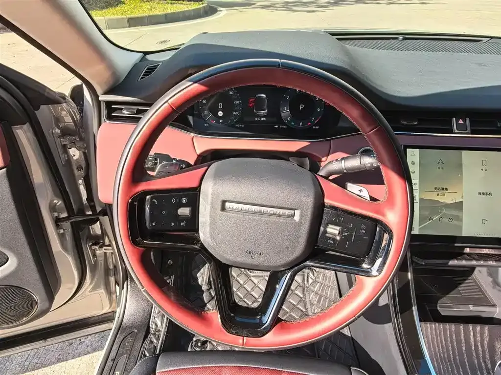 Land Rover Evoque — фото 10