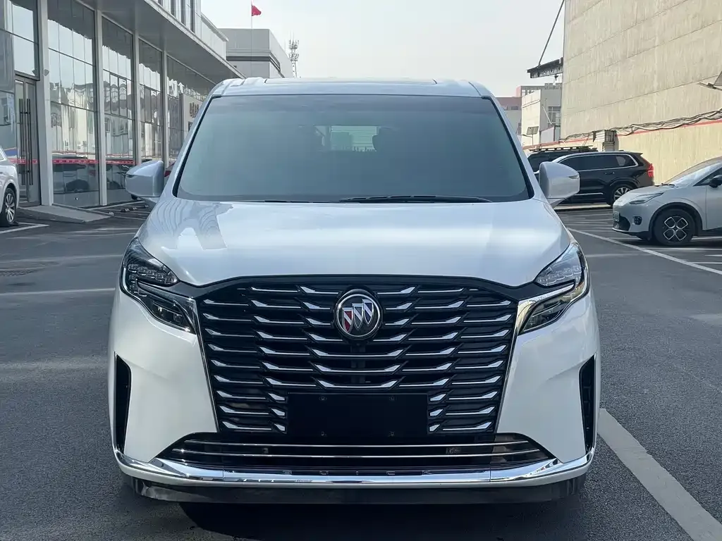 Buick GL8 — фото 6