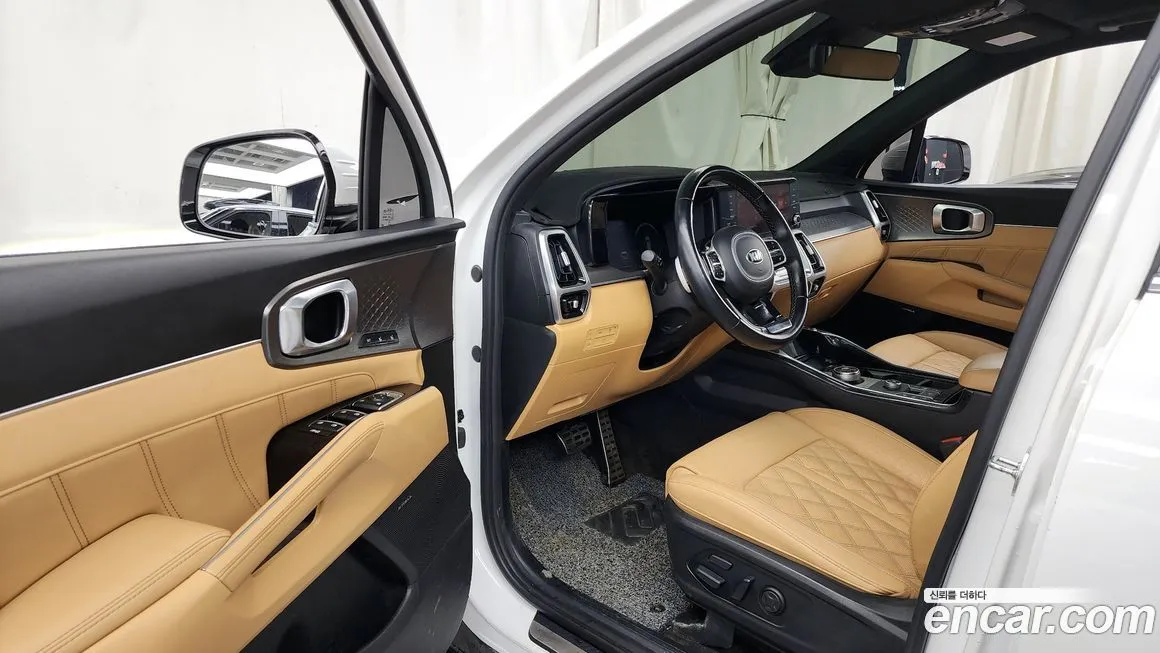 Kia Sorento — фото 10