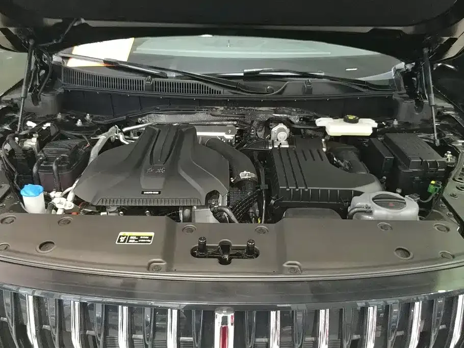 Hongqi HS7 PHEV — фото 9
