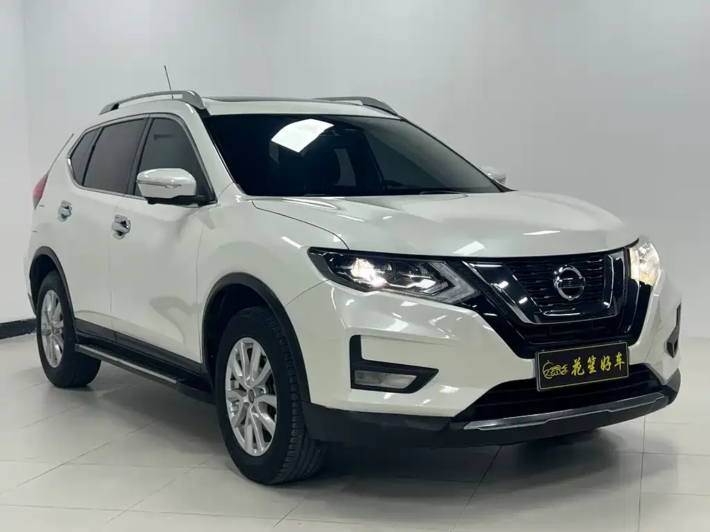 Nissan X-Trail — фото 8