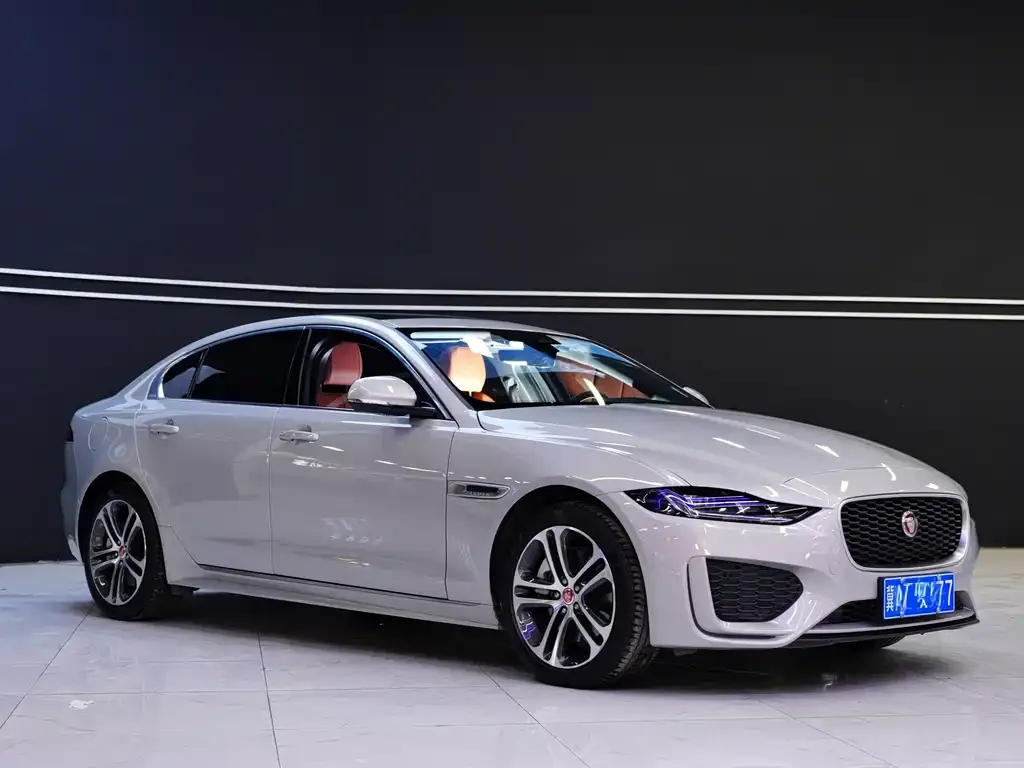 Jaguar XEL — фото 2