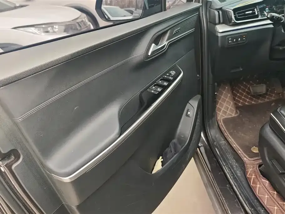 Hyundai Custo — фото 2