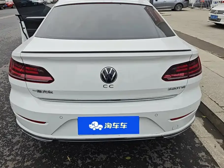 Volkswagen CC — фото 9
