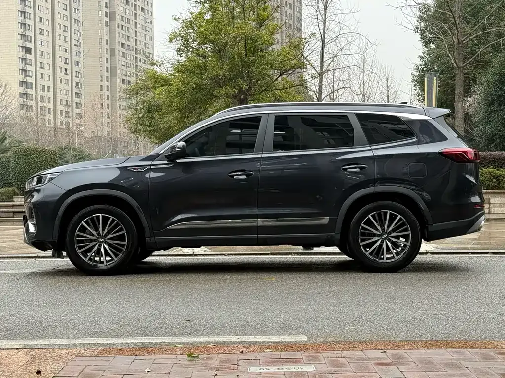 Chery Tiggo 8 PLUS — фото 8