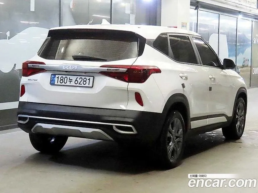 Kia Sorento — фото 10