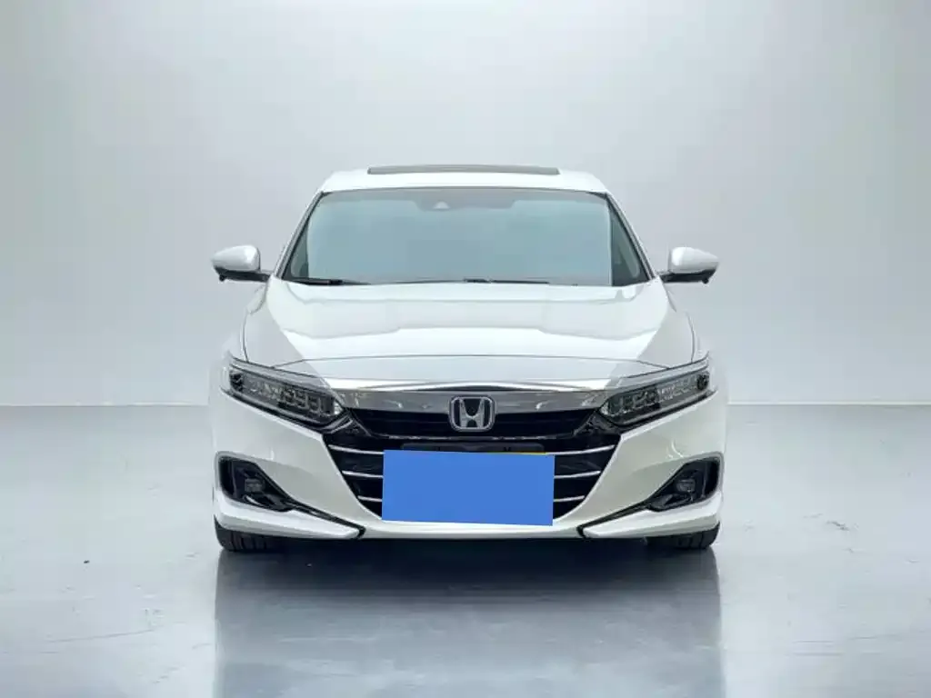 Honda Accord — фото 10