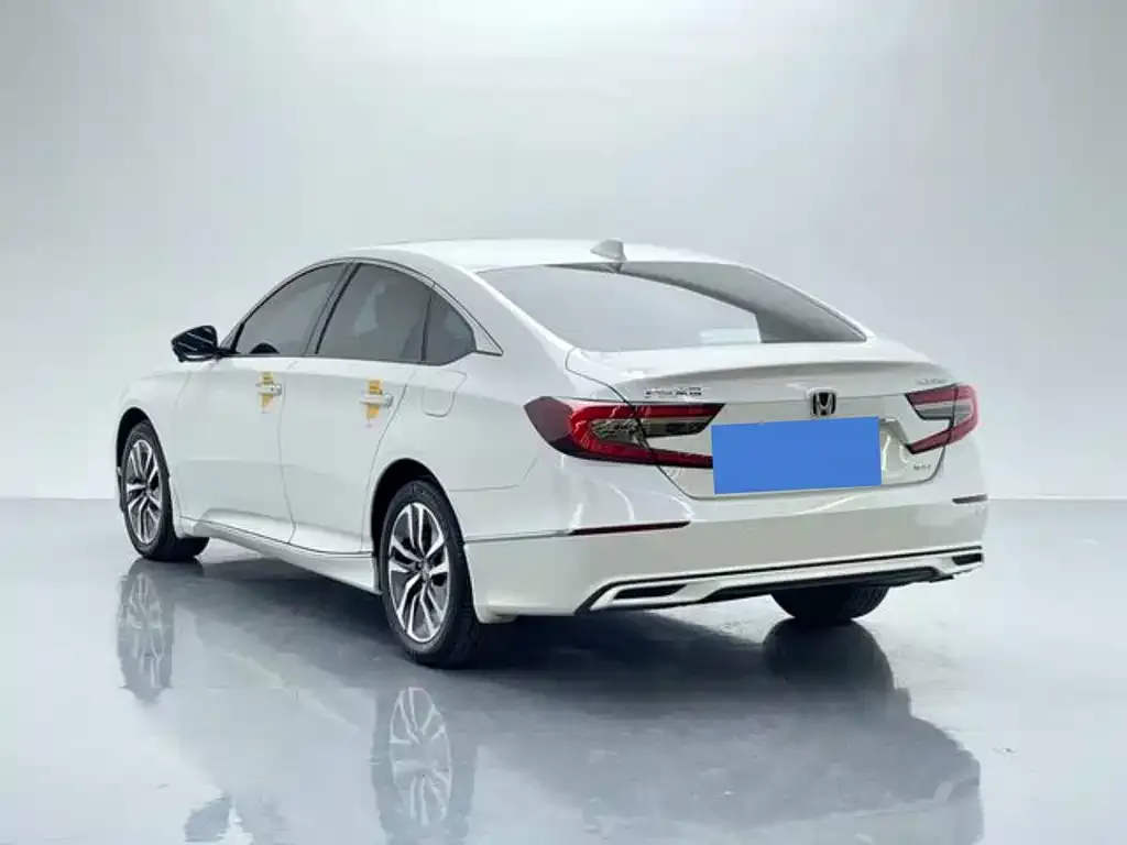 Honda Accord — фото 5