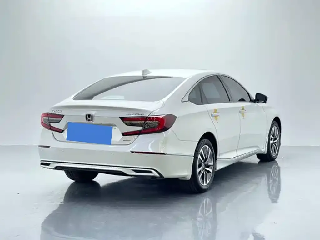 Honda Accord — фото 2