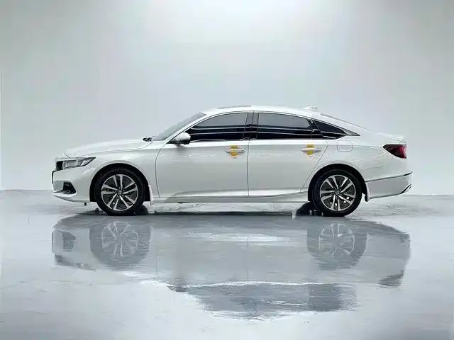 Honda Accord — фото 3