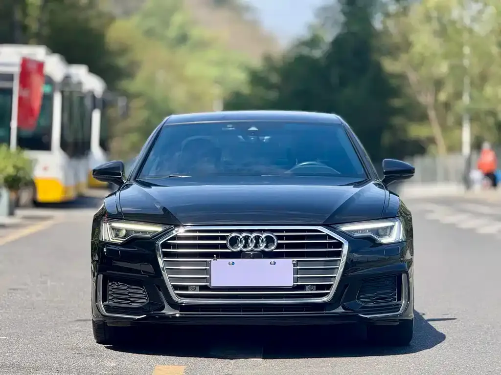 Audi A6L — фото 6