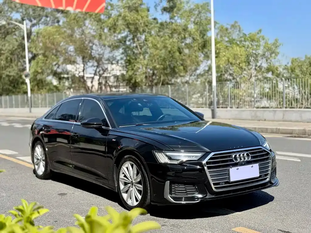 Audi A6L — фото 8