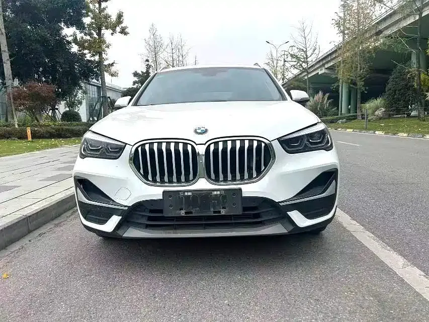 BMW X1 — фото 5