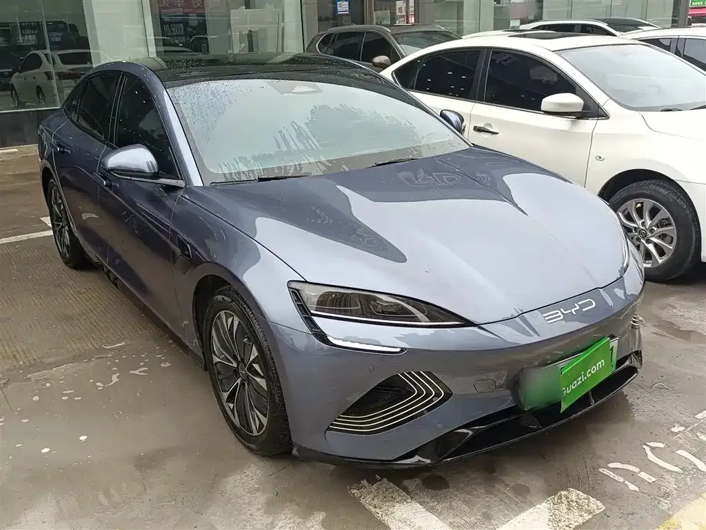 BYD Seal — фото 2