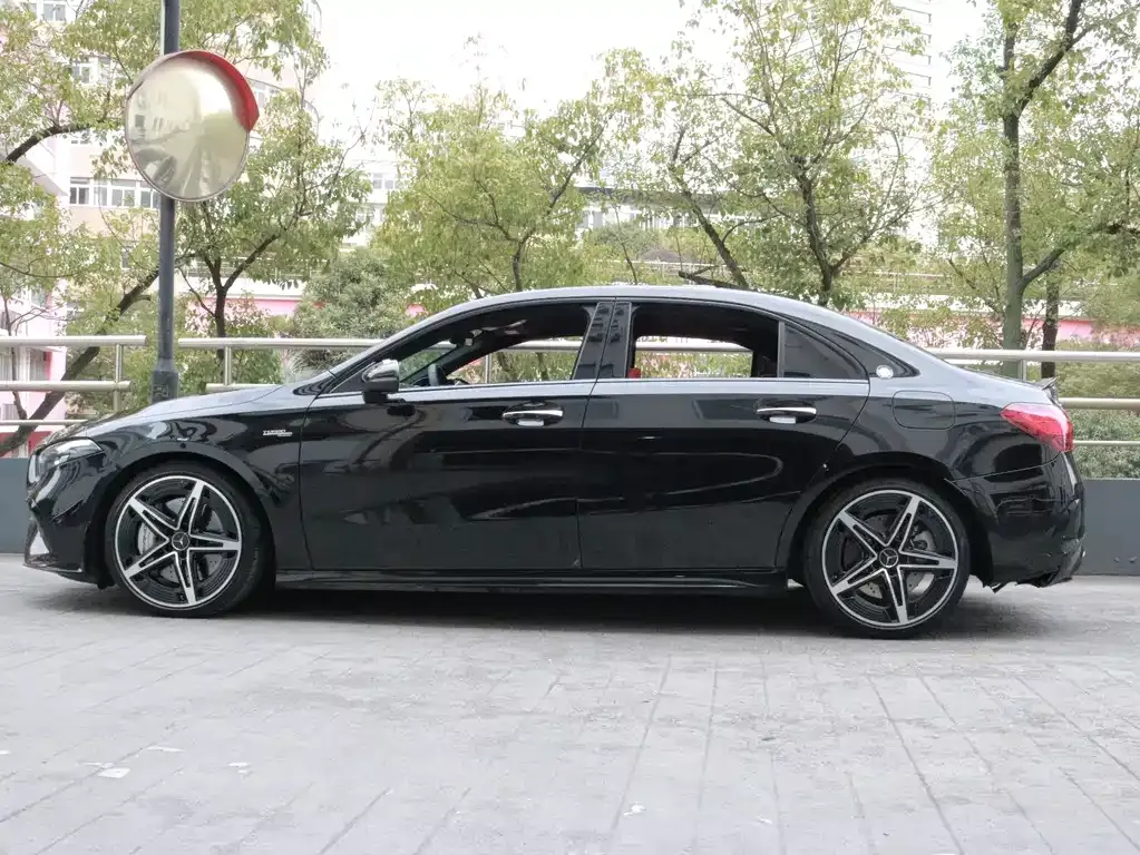 Mercedes-Benz A-Class AMG — фото 4