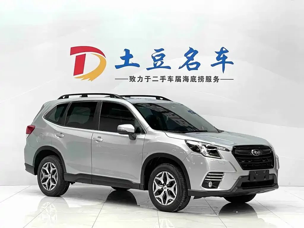 Subaru Forester — фото 2