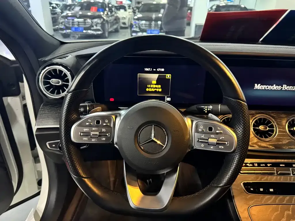 Mercedes-Benz CLS — фото 6