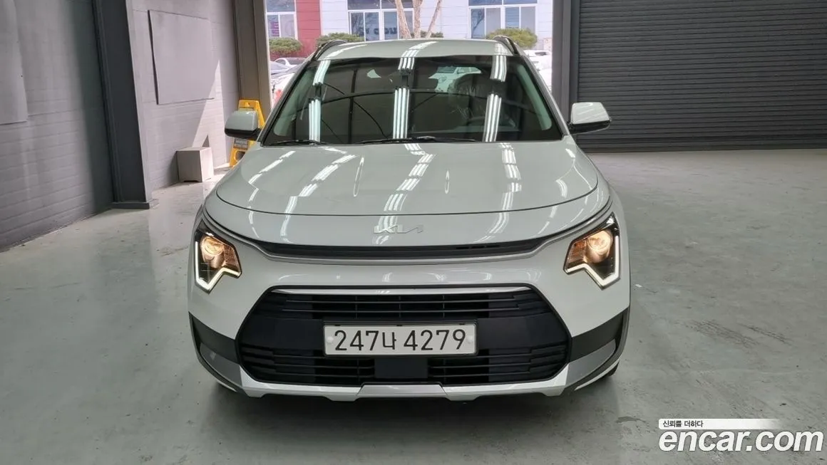 Kia Niro — фото 10