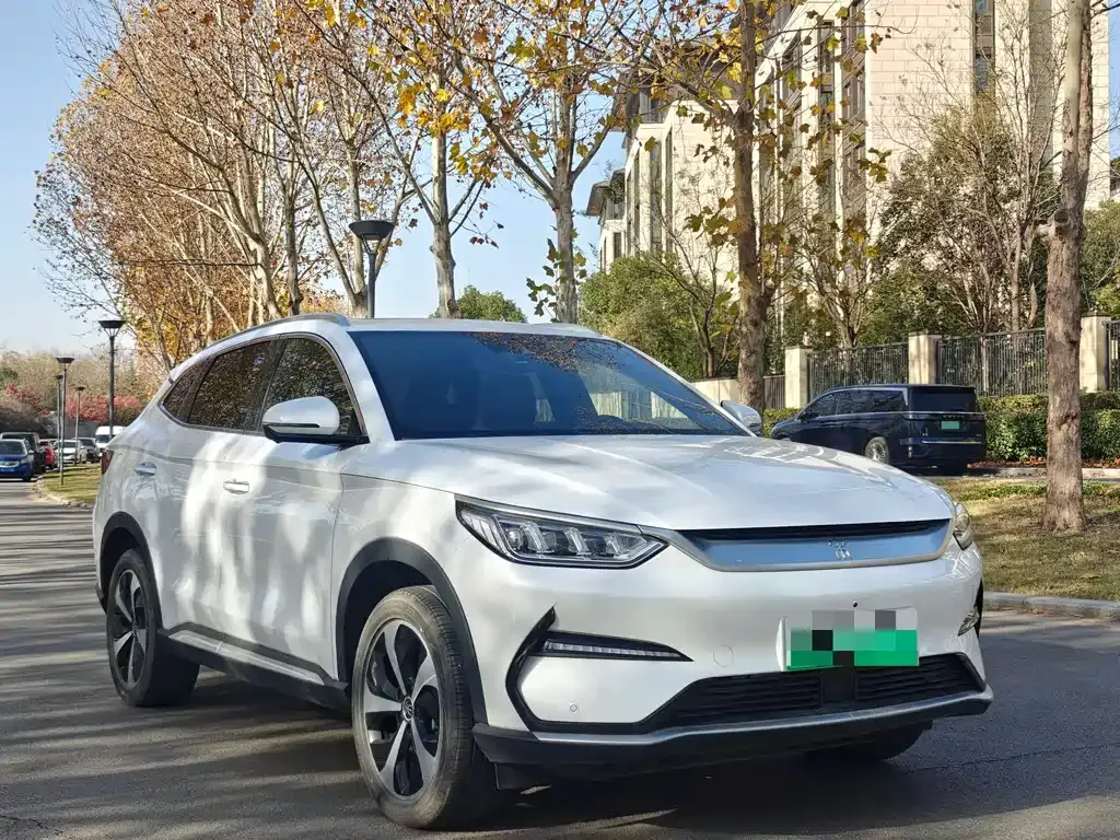 BYD PLUS New Energy — фото 9
