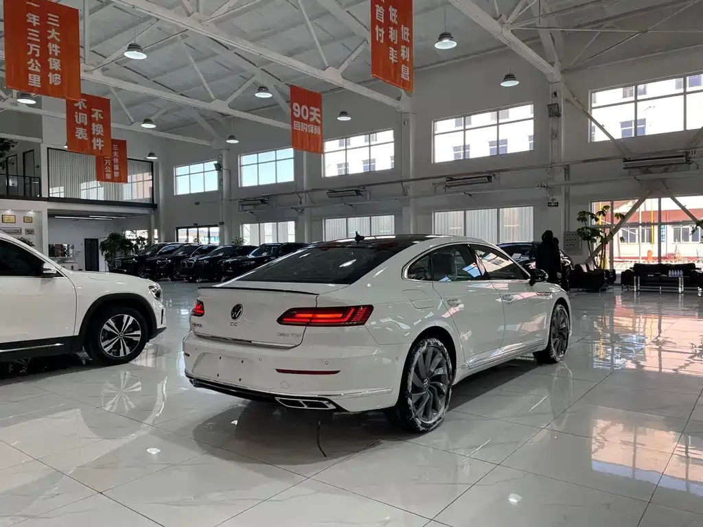 Volkswagen CC — фото 5