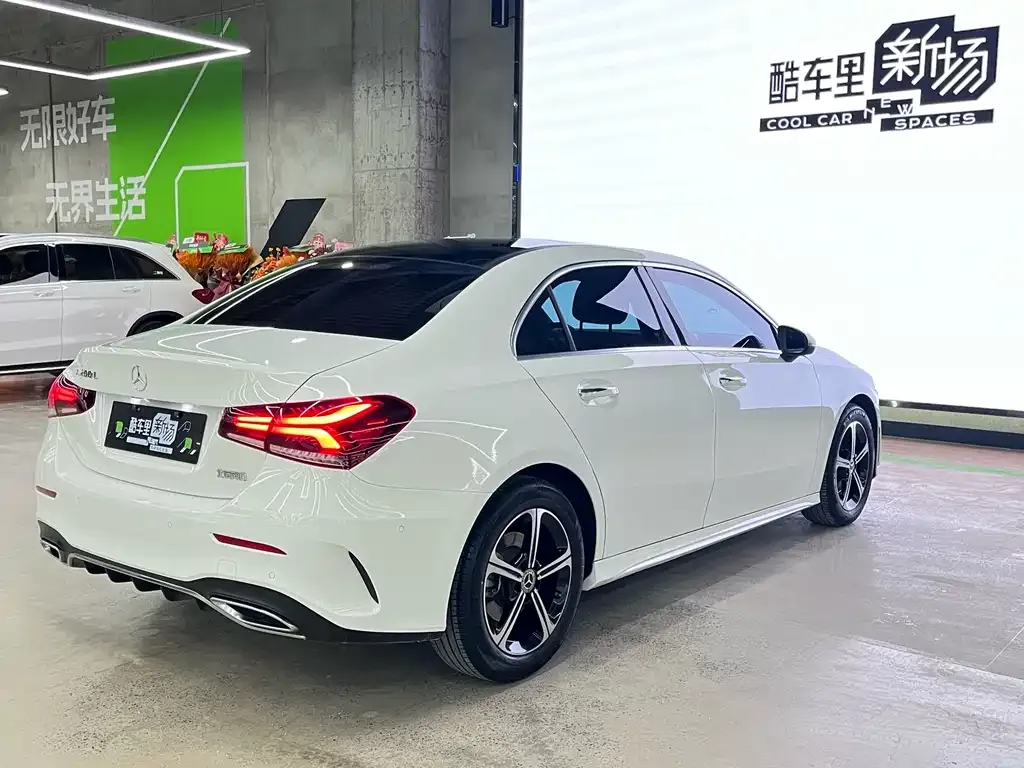 Mercedes-Benz A-Class — фото 10