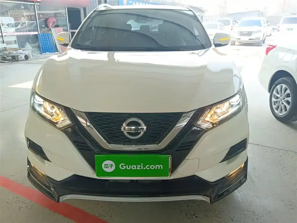 Nissan Qashqai — фото 2