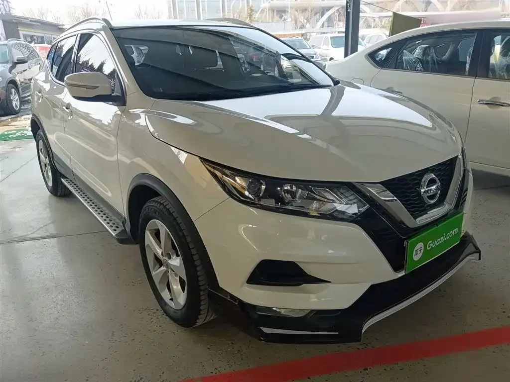 Nissan Qashqai — фото 7