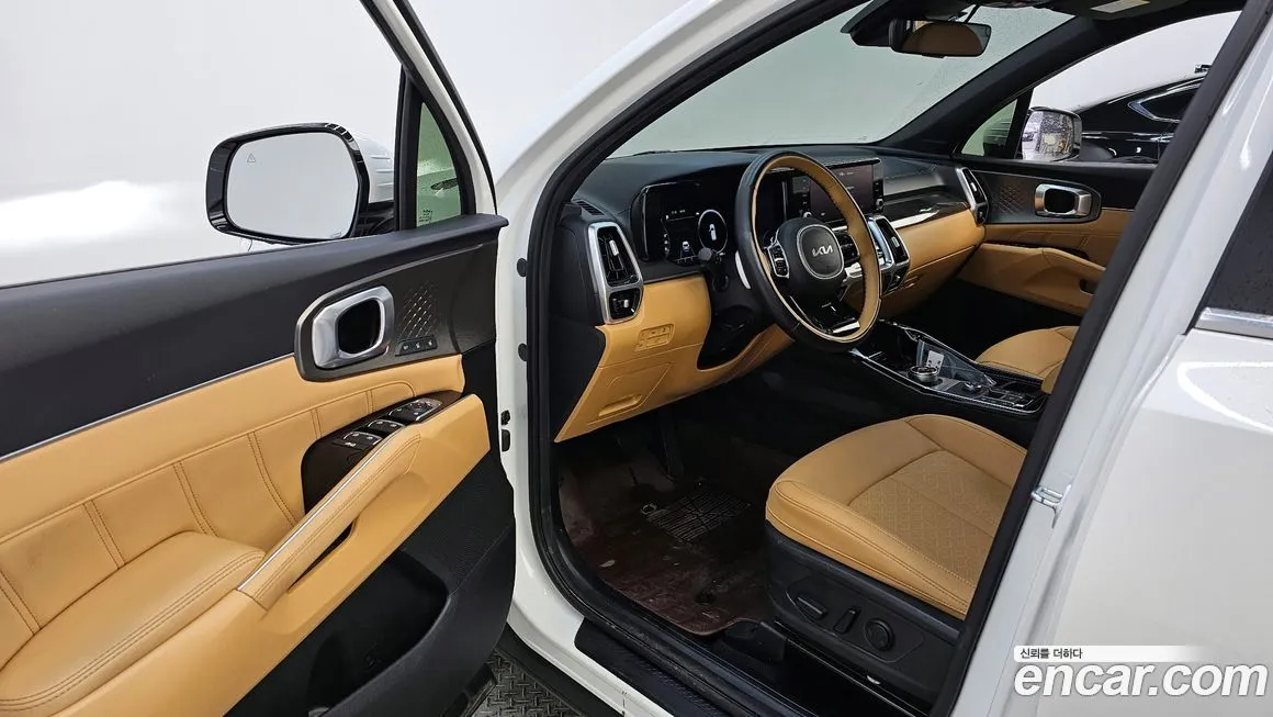Kia Sorento — фото 7