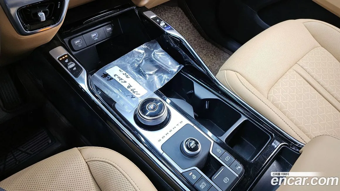 Kia Sorento — фото 9