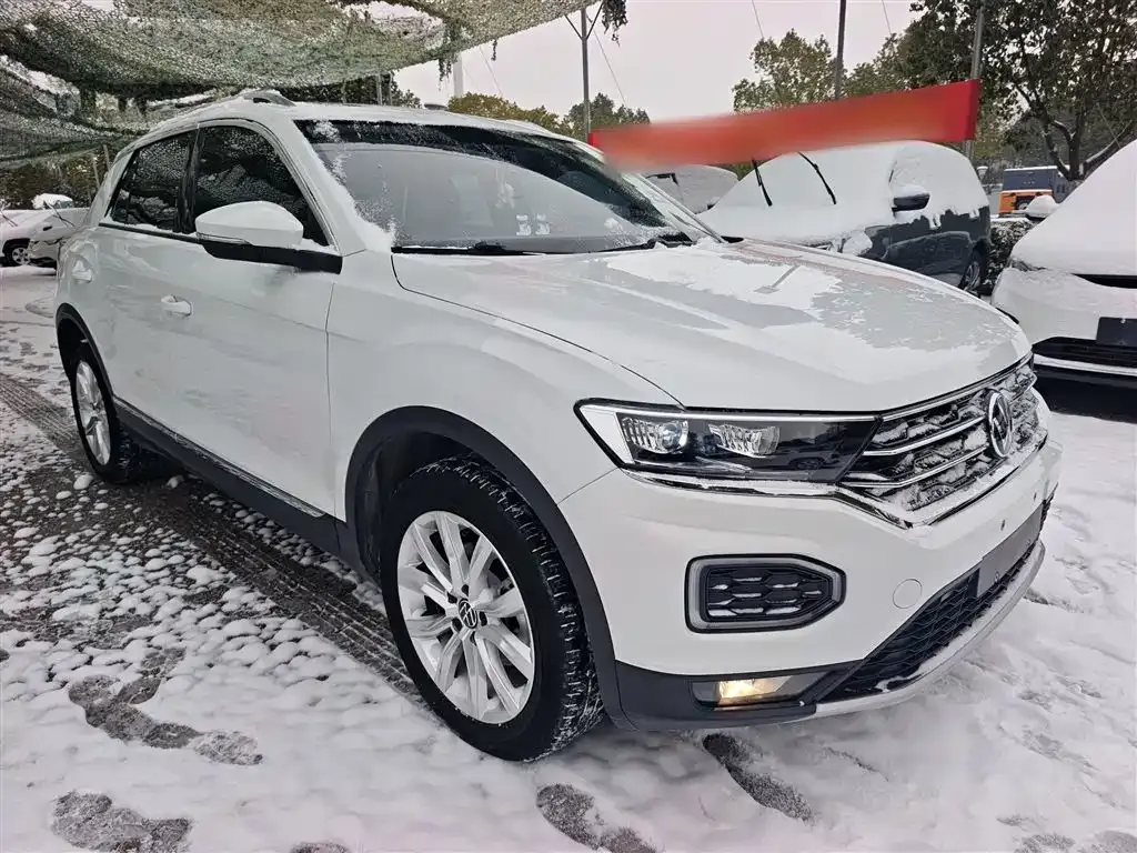 Volkswagen T-Roc — фото 7