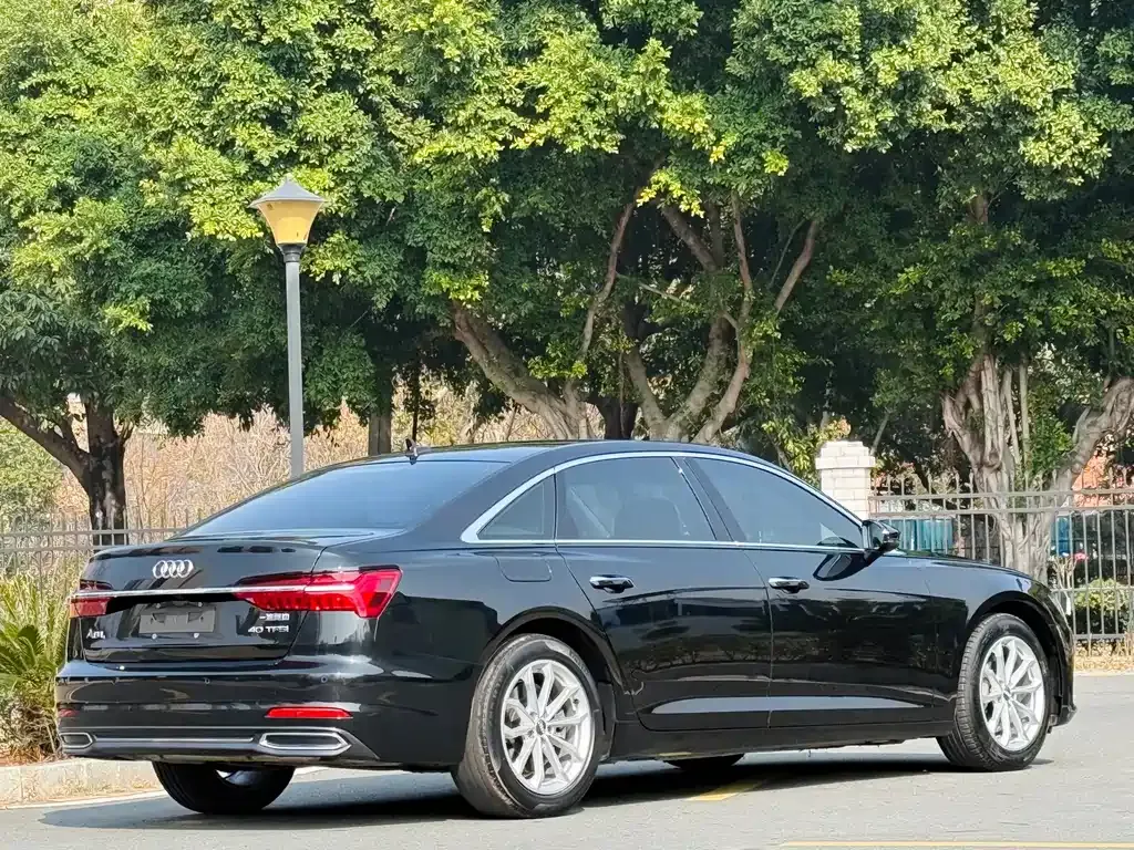 Audi A6L — фото 5