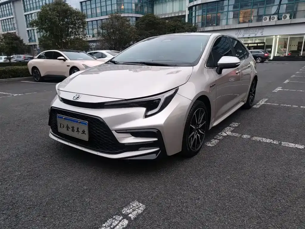 Toyota Levin — фото 1