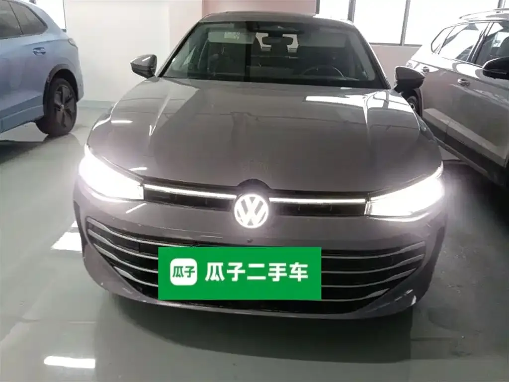 Volkswagen Passat — фото 2