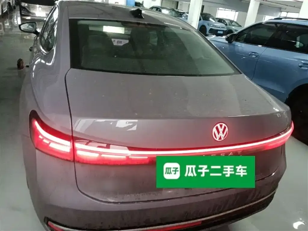 Volkswagen Passat — фото 4