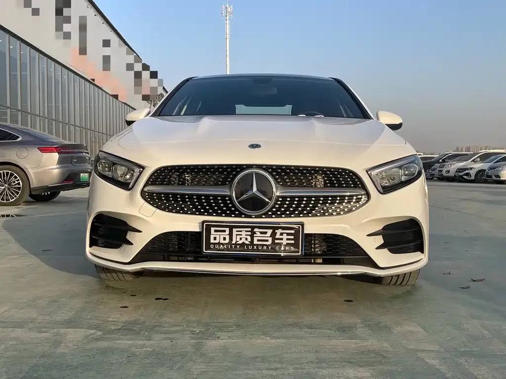 Mercedes-Benz A-Class — фото 9