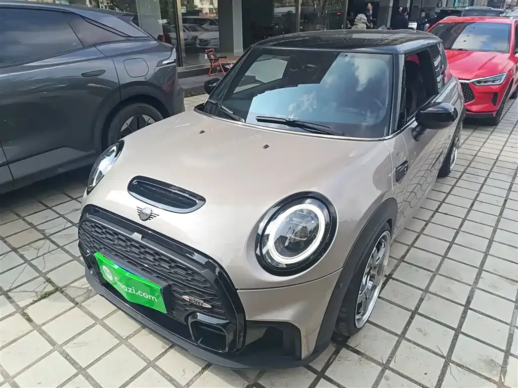 MINI Cooper (3-door) — фото 1