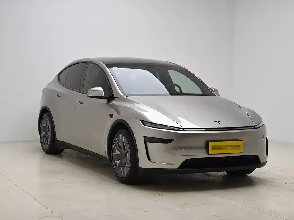 Tesla Model Y L — фото 7