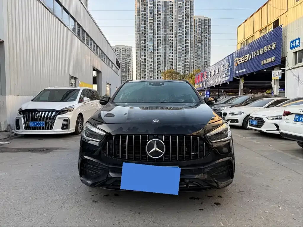 Mercedes-Benz CLA AMG — фото 3